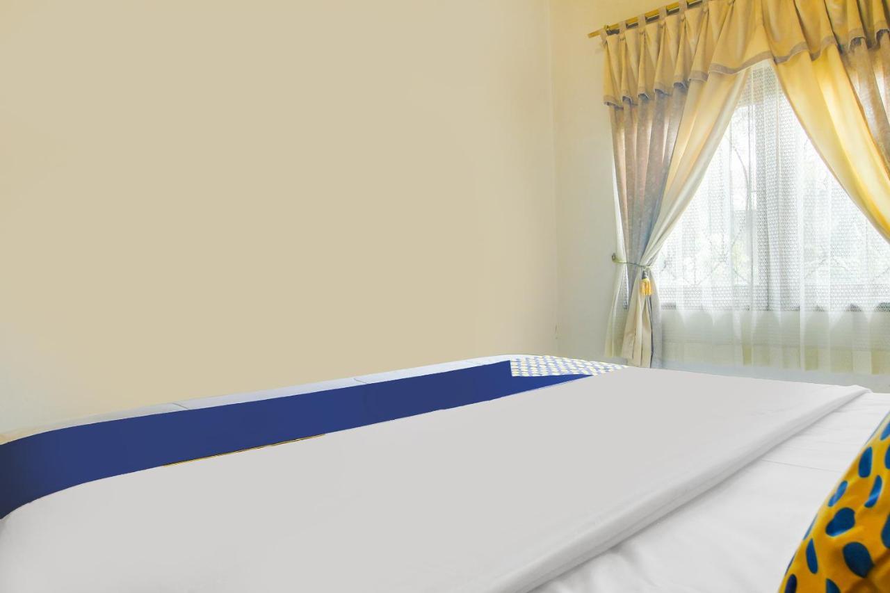 Spot On 91620 Skypiea Guest House タシクマラヤ エクステリア 写真